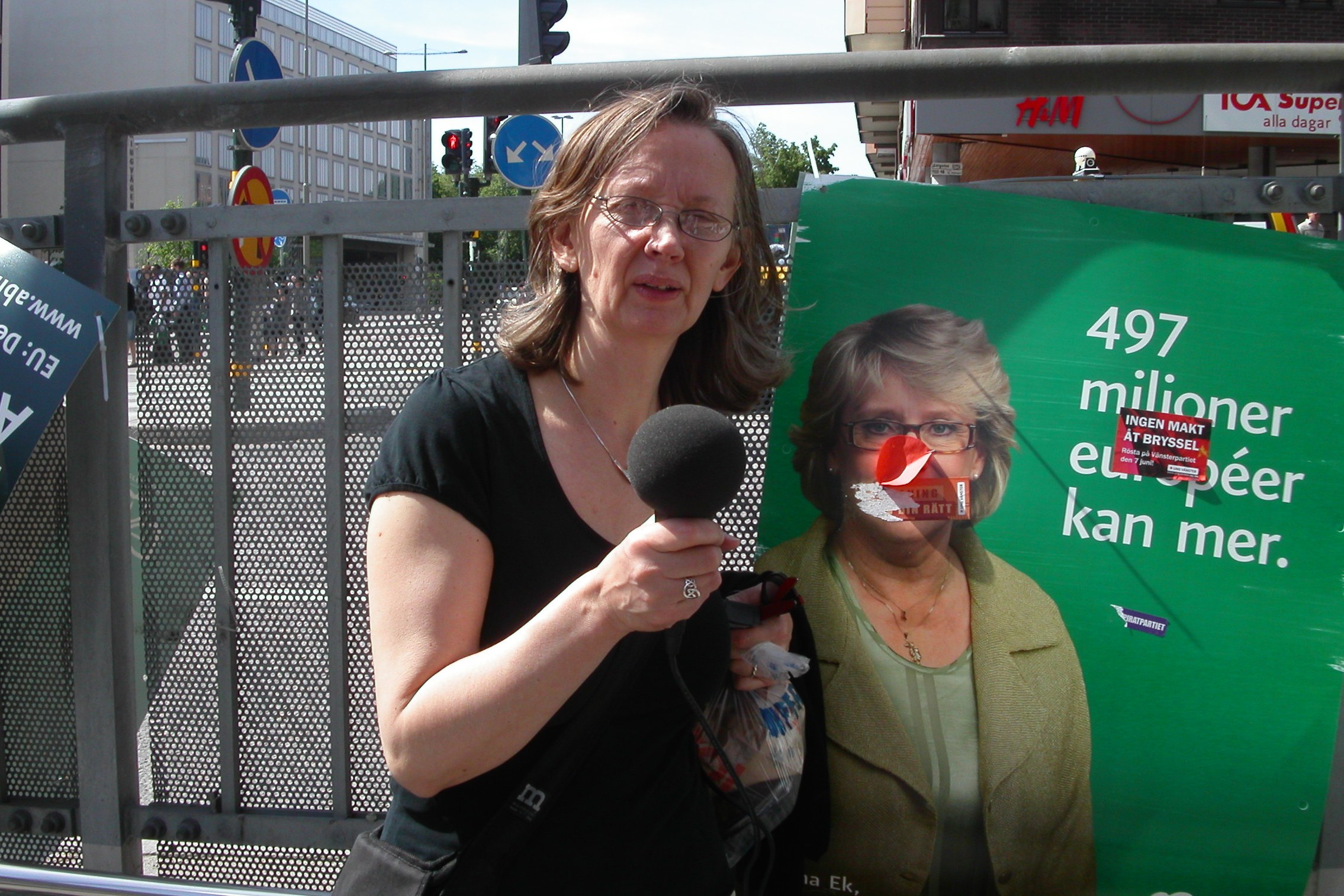 Reporter Åsa Nilsson berskriver Centerpartiets toppkandidat, Lena Ek.